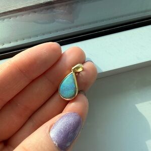 18kt Australian opal pendant